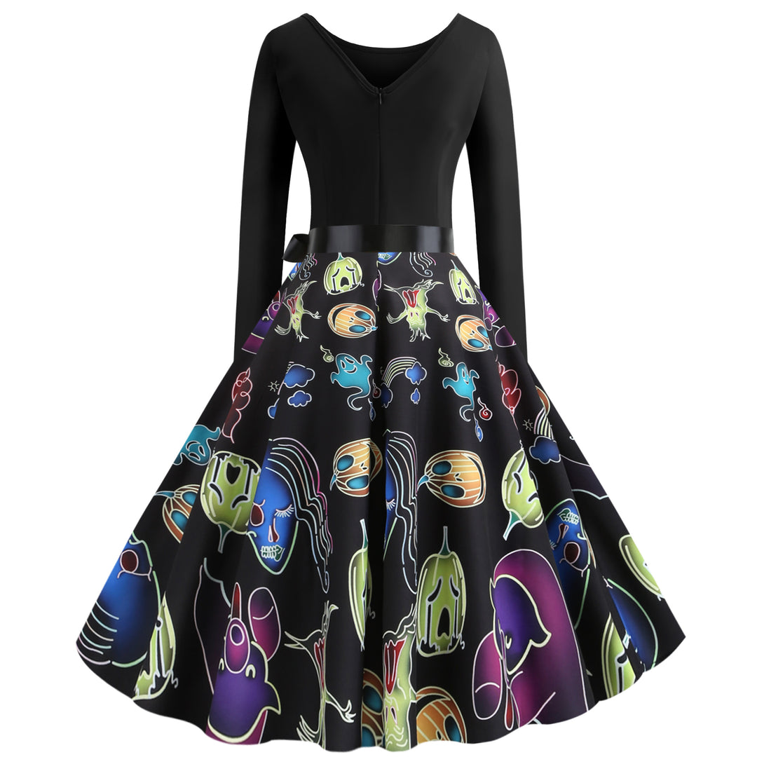 Robe swing pour femmes avec un design de fantôme ludique et une jupe qui tourne Chic & Stil