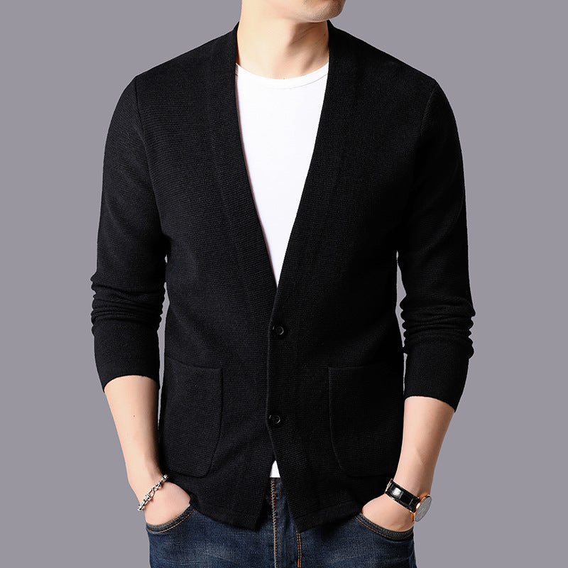 Trendy knitted jacket for men with practical pockets and elegant V-neck Lune London