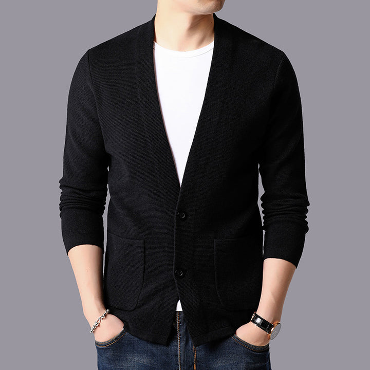 Trendy knitted jacket for men with practical pockets and elegant V-neck Lune London