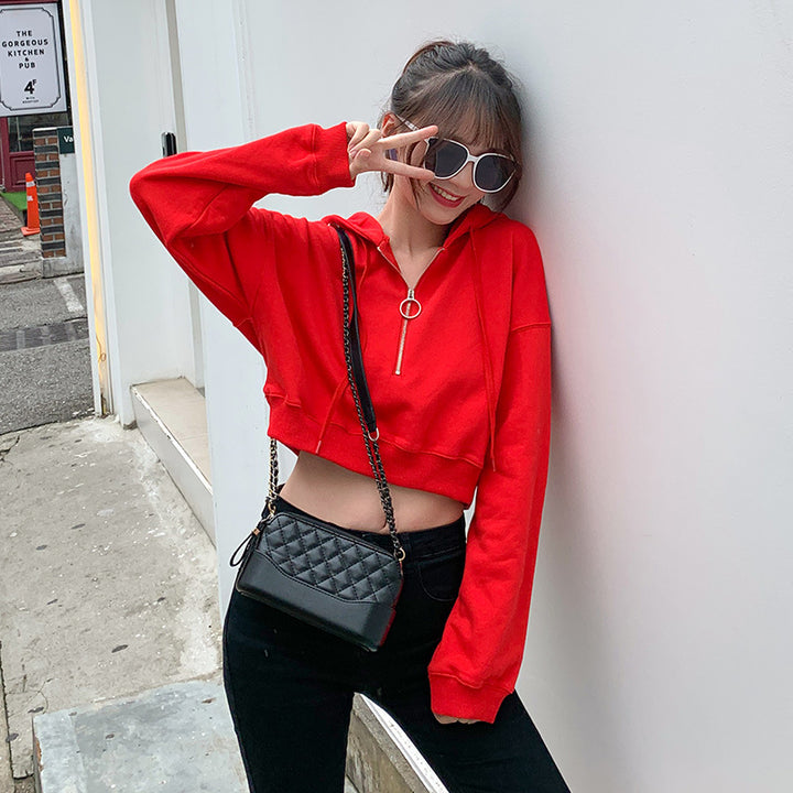 Hoodie cropped moderne pour femme avec porte-clés Chic & Stil