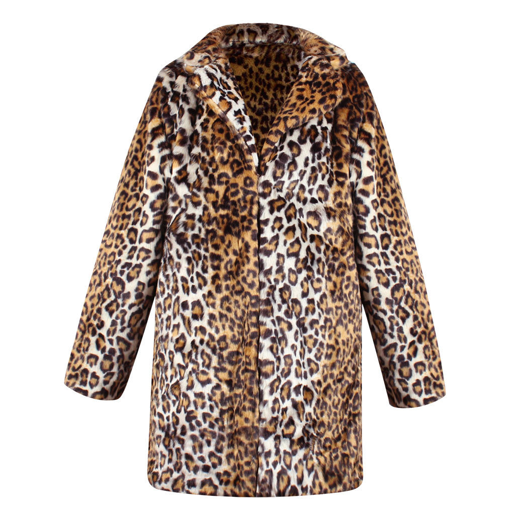 Ladies Luxurious Faux Fur Jacket with Trendy Leopard Print Lune London