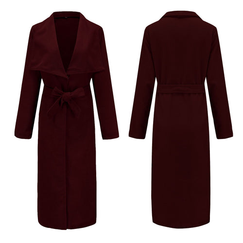 Ladies elegant coat with chic collar and belt at the waist Lune London