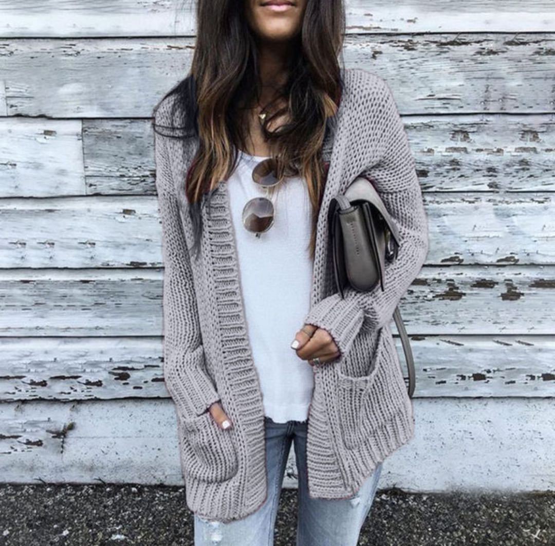 Chunky knitted cardigan for women with large pockets and open front Lune Londonl