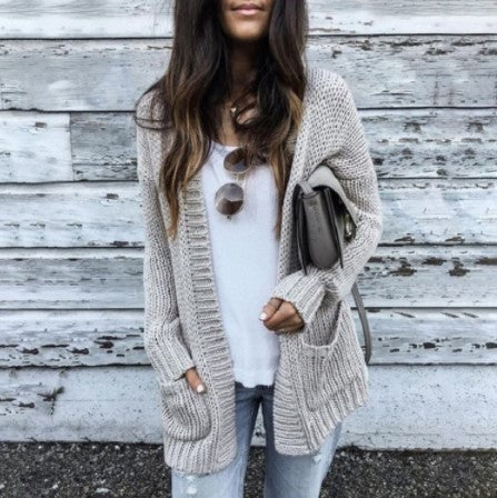 Ladies cardigan in chunky knit with patch pockets and relaxed fit Lune London