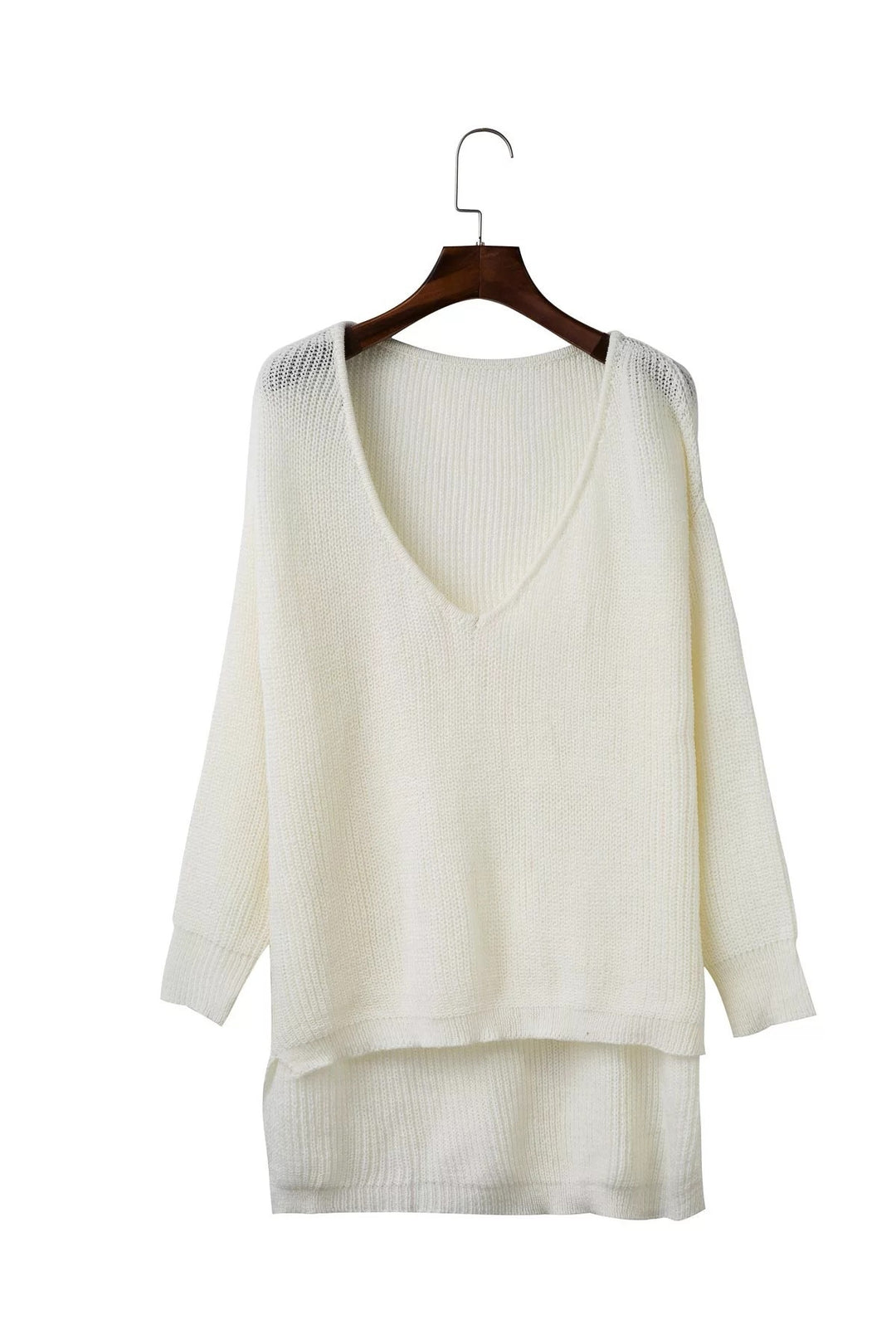 V-neck sweater for women with a relaxed fit and structured material Lune London