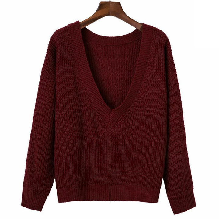 Casual knitted sweater for women with deep V-neck and airy sleeves Lune London