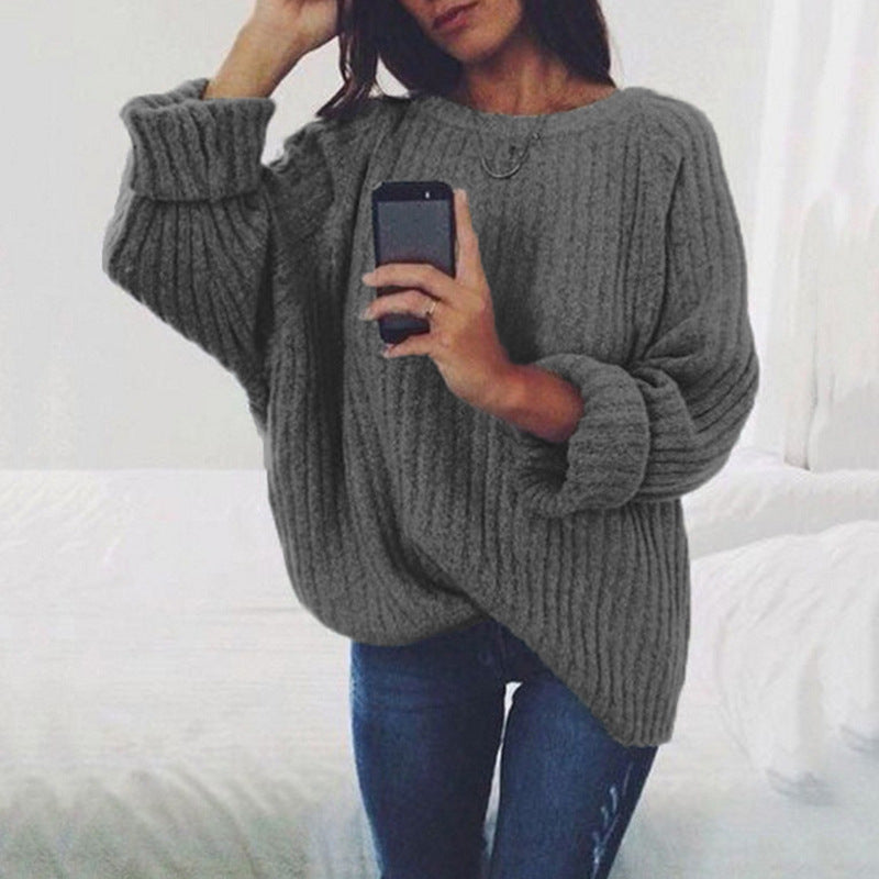 Chunky knit sweater for women with a loose fit and trendy ribbed pattern Lune London