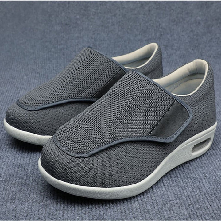 Lune London | Wide orthopedic shoes for diabetics