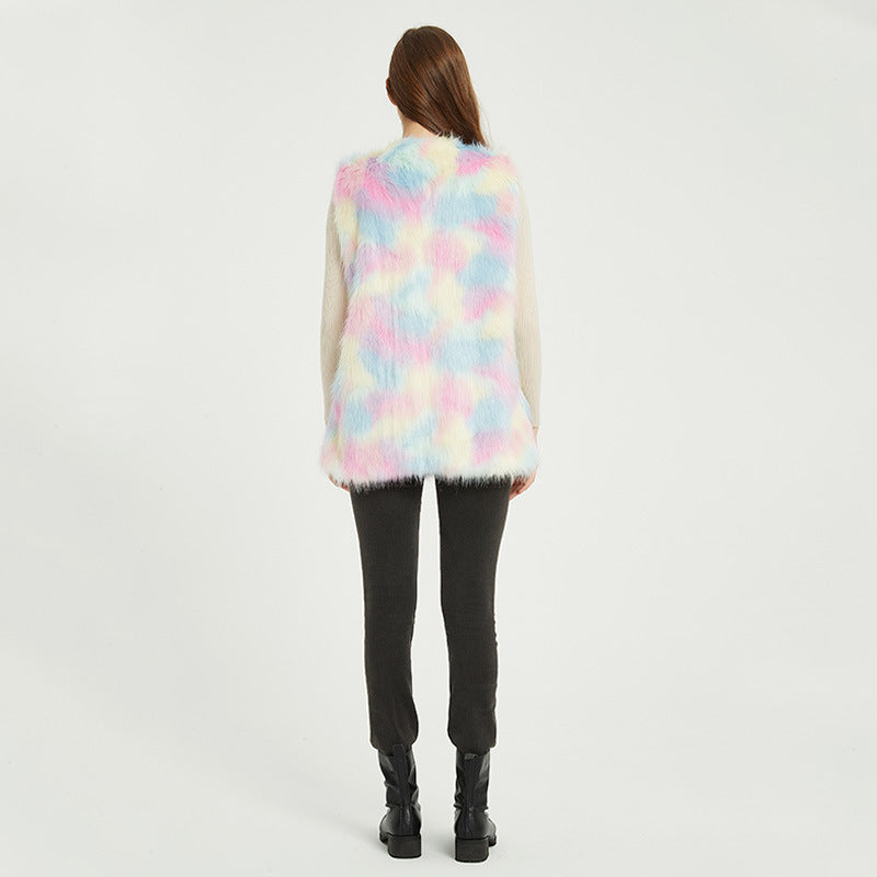 Women Trendy Gilet in Luxurious Gradient Faux Fur Lune London