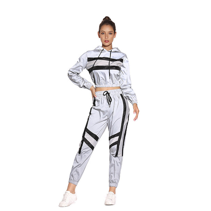 Lady Short Hooded Sweatshirt with Chic Sport Stripe Design