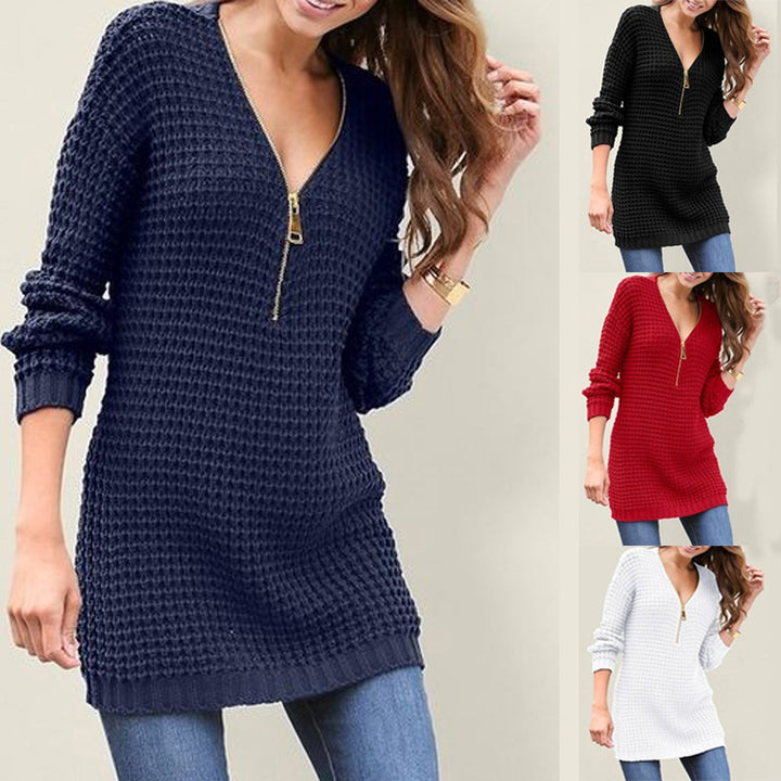 Knit sweater for women with modern zipper Lune London