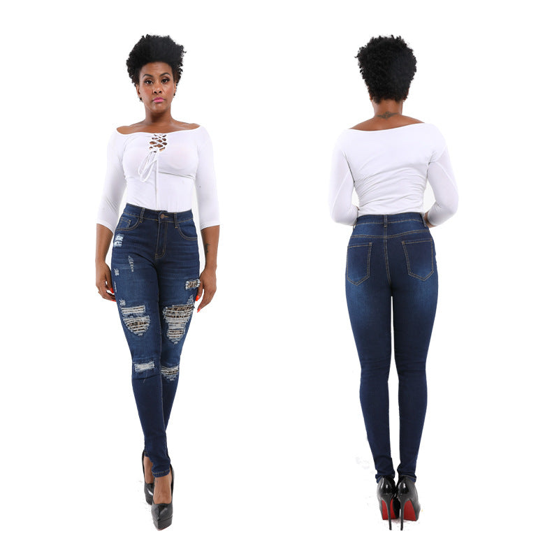 Skinny jeans for women with trendy destroyed details Lune London