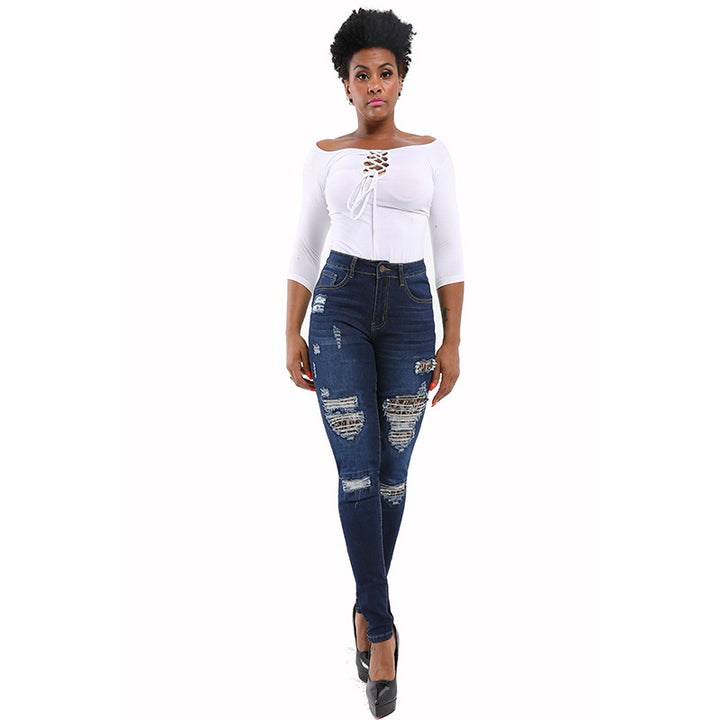 Skinny jeans for women with trendy destroyed details Lune London