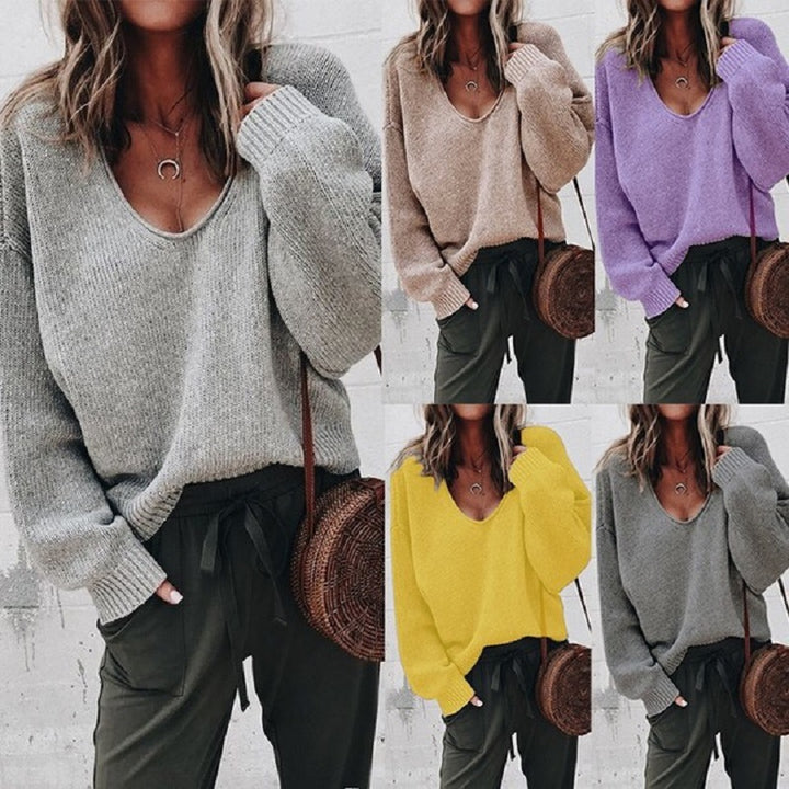Viscose sweater for women with a loose fit and deep V-neck Lune London