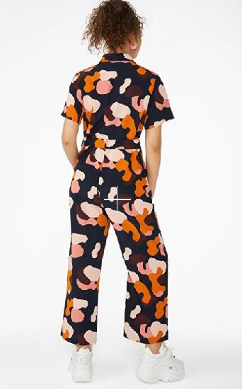 Lady jumpsuit with stylish color pattern and ventilated cut Lune London