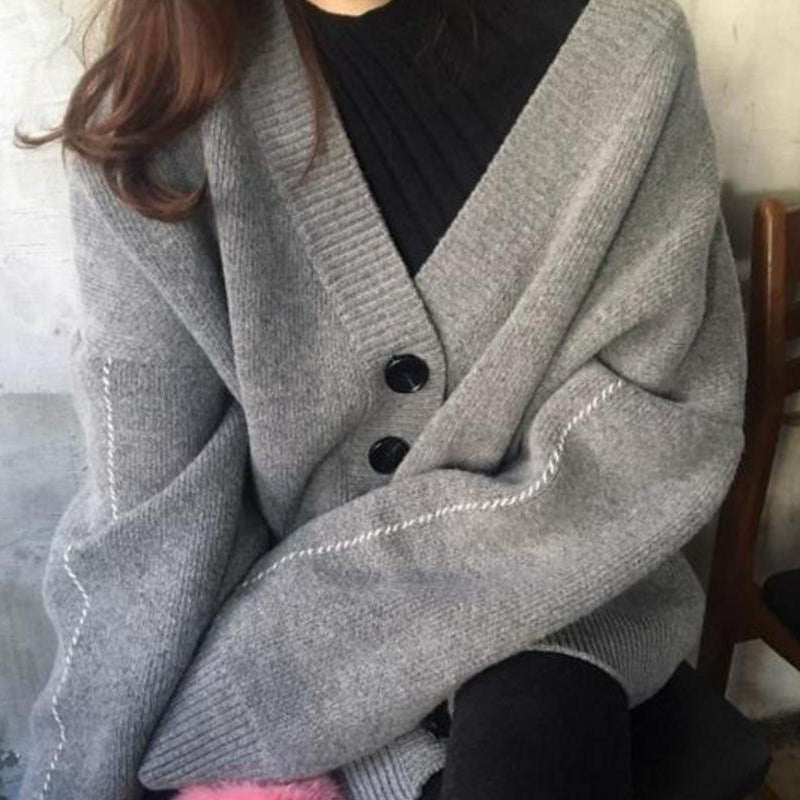 Casual knit jacket for women with oversized fit and large buttons Lune London