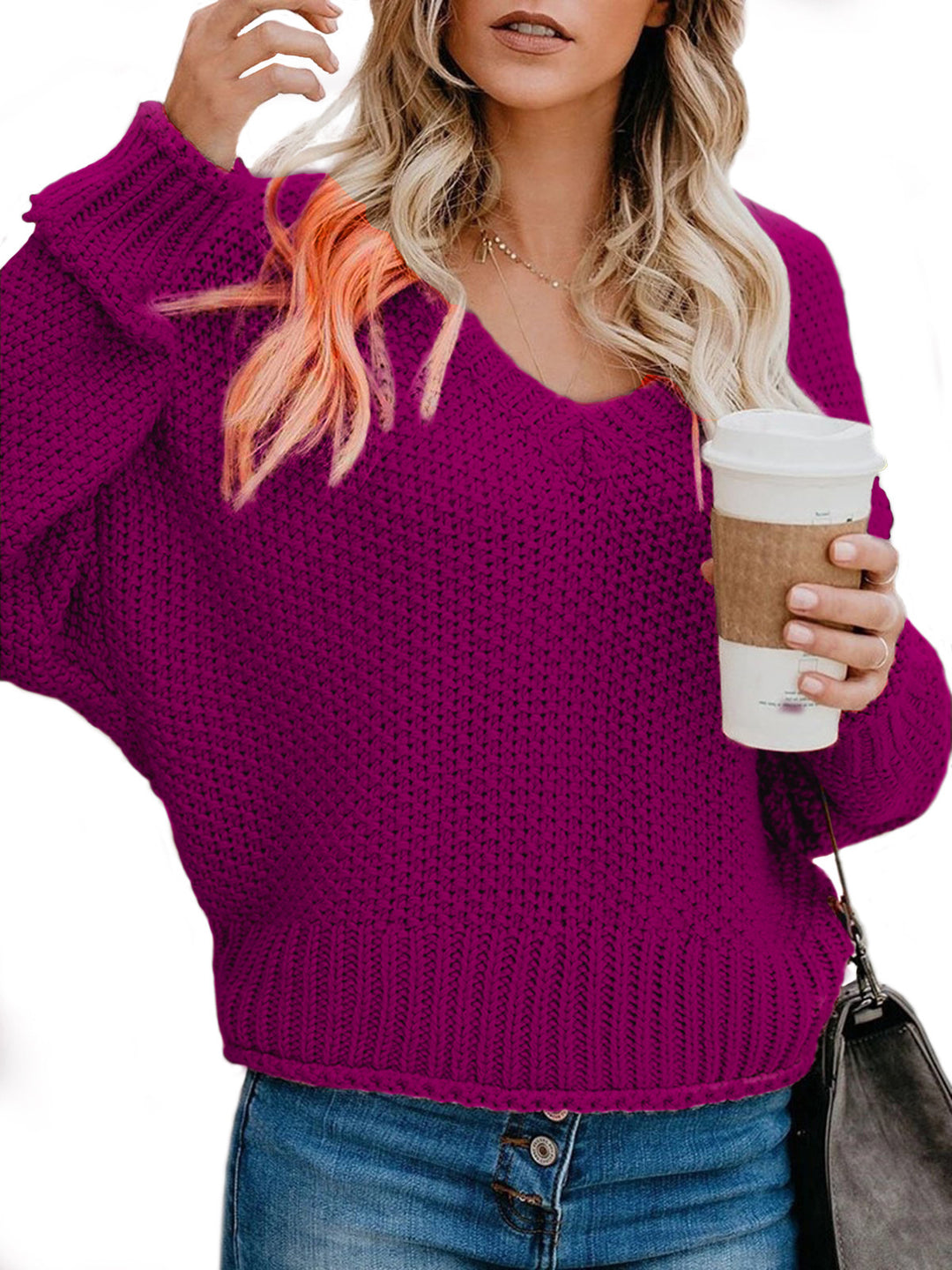 Chunky knit sweater for women with V-neck and relaxed fit Lune London