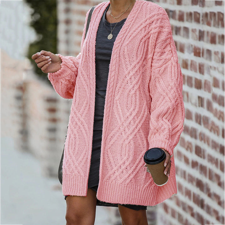 Thick knitted cardigan for women with an elegant cable pattern and a relaxed fit Lune London