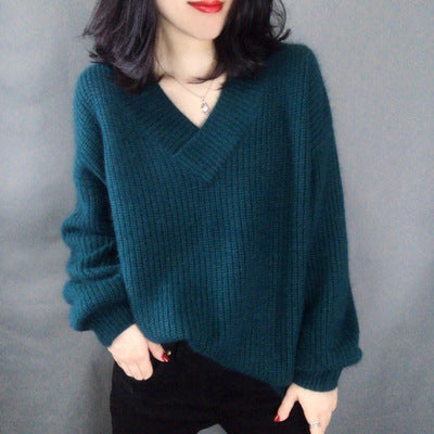 Women's knitted pullover with V-neck and voluminous sleeves Lune London