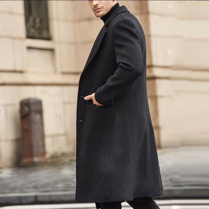 Elegant wool coat for men with a classic cut and luxurious interior lining Lune London