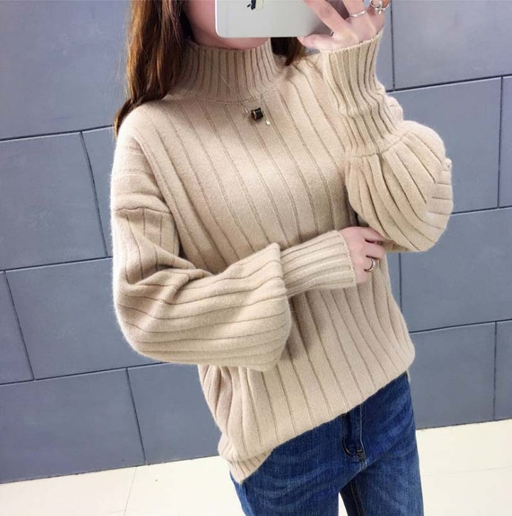 Ladies elegant turtleneck sweater with structured ribbed pattern Lune London