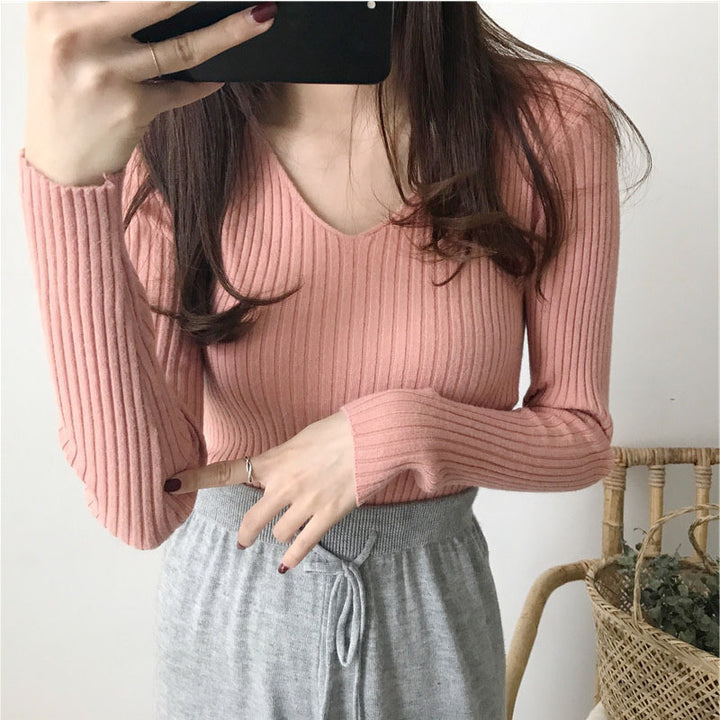 Long sleeve blouse for women with V-neck and textured ribbed design Lune London