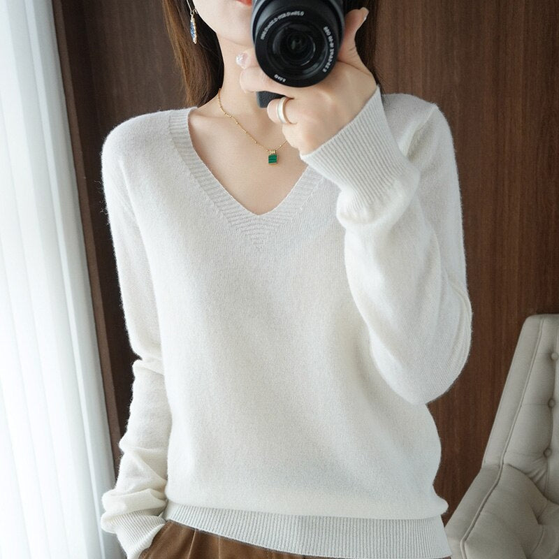 Chic Und Stil | V-Neck Made Of Cashmere