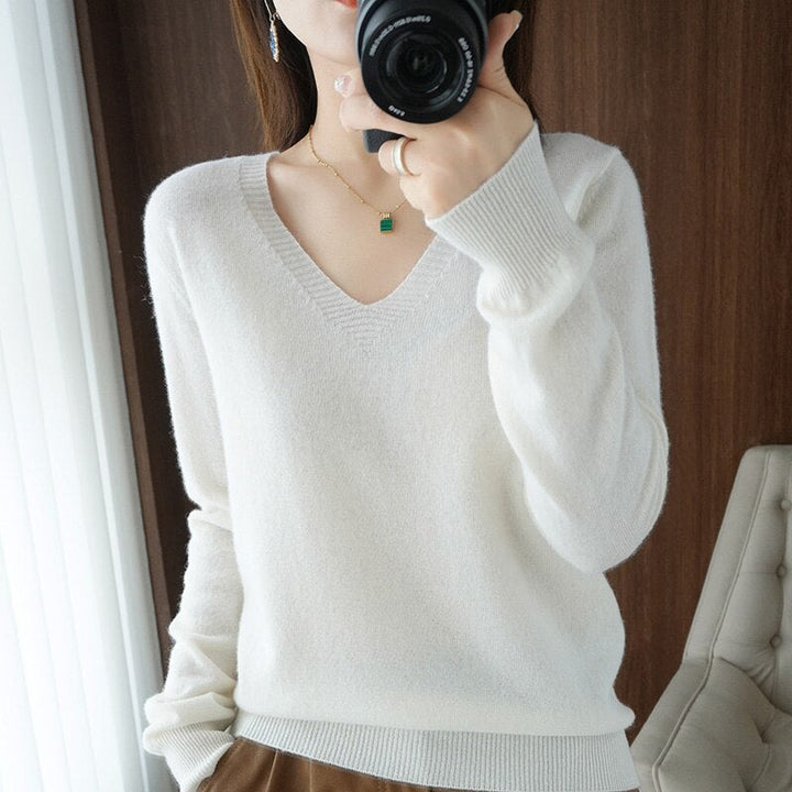 Chic Und Stil | V-Neck Made Of Cashmere
