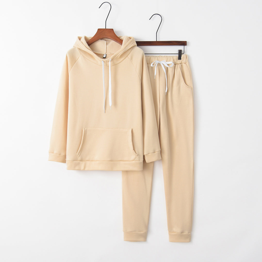 Ensemble de survêtement loisirs femmes avec sweat à capuche et pantalon de jogging confortable Chic & Stil