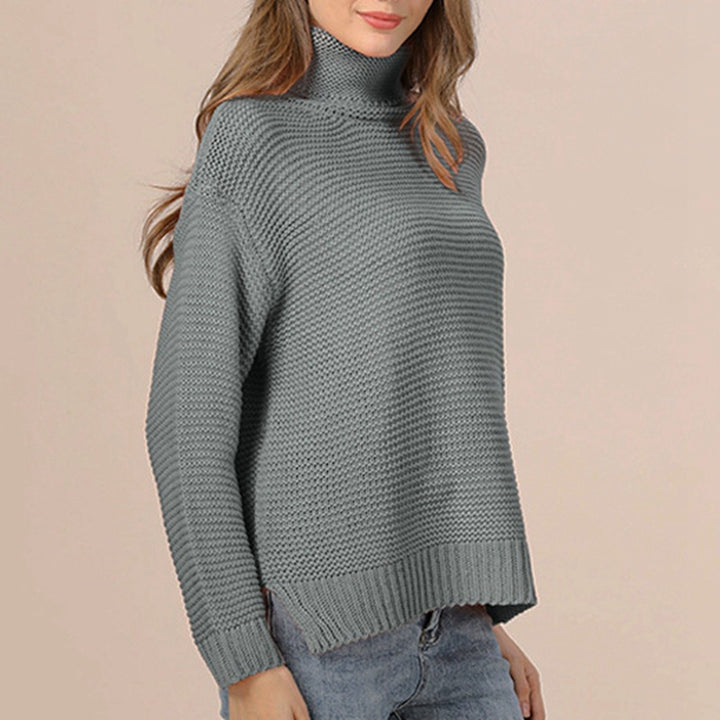 Thick knit sweater for women with a high turtleneck and a relaxed fit Lune London