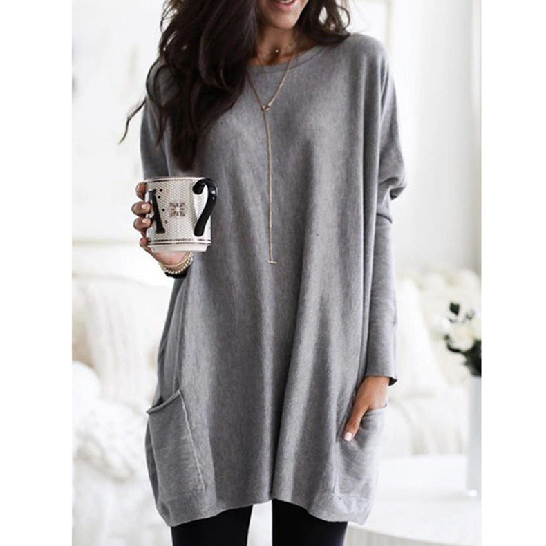 Ladies Casual Plush Sweater with Practical Pockets and Oversized Cut Lune London