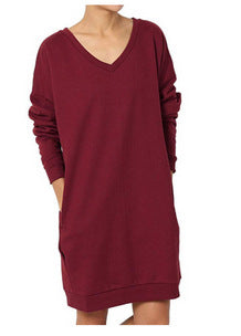 Sweat dress for women with deep V-neck and practical pockets Lune London
