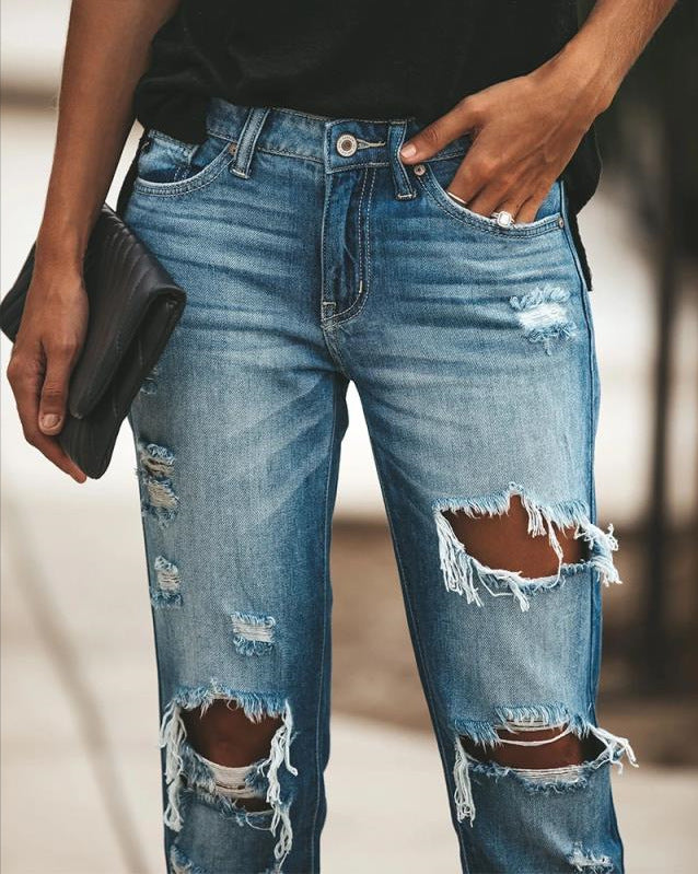 Women's Ripped Jeans In A Modern Slim-Fit Cut with Frayed Details Lune London