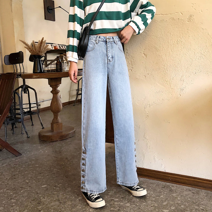 Jeans pour femmes à coupe large avec détails de boutons décoratifs Chic & Stil