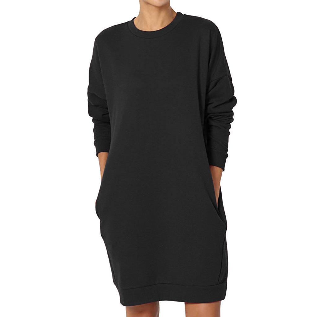 Casual sweatshirt dress for women with practical pockets and loose fit Lune London