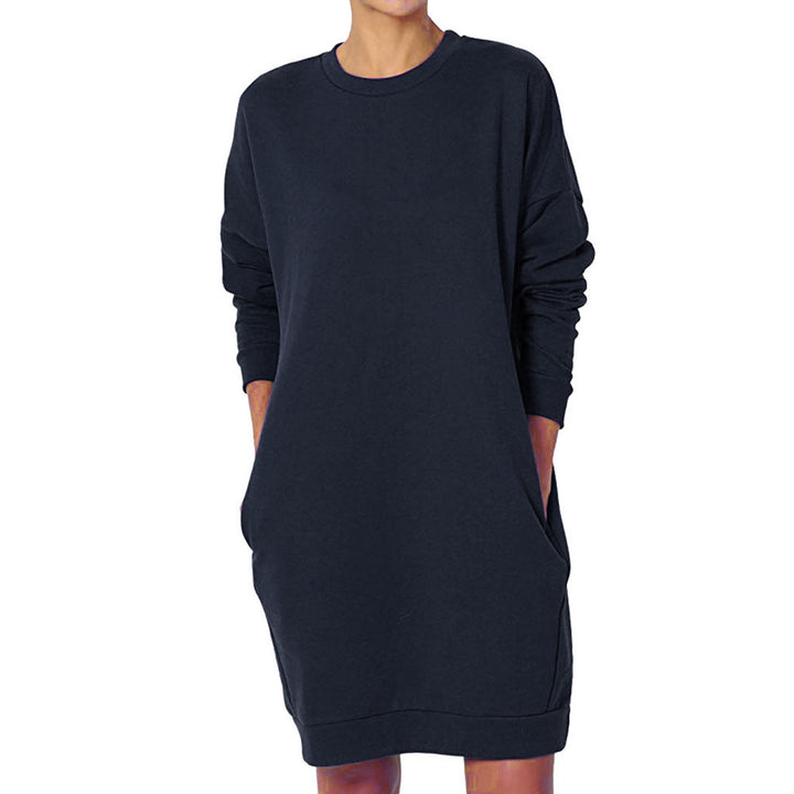 Casual sweatshirt dress for women with practical pockets and loose fit Lune London