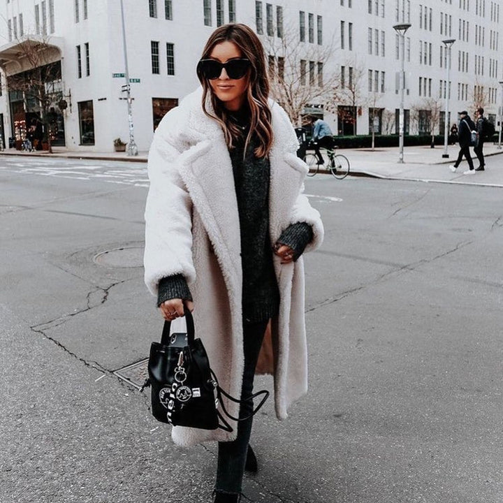 Long faux fur coat for women with a chic and stylish design