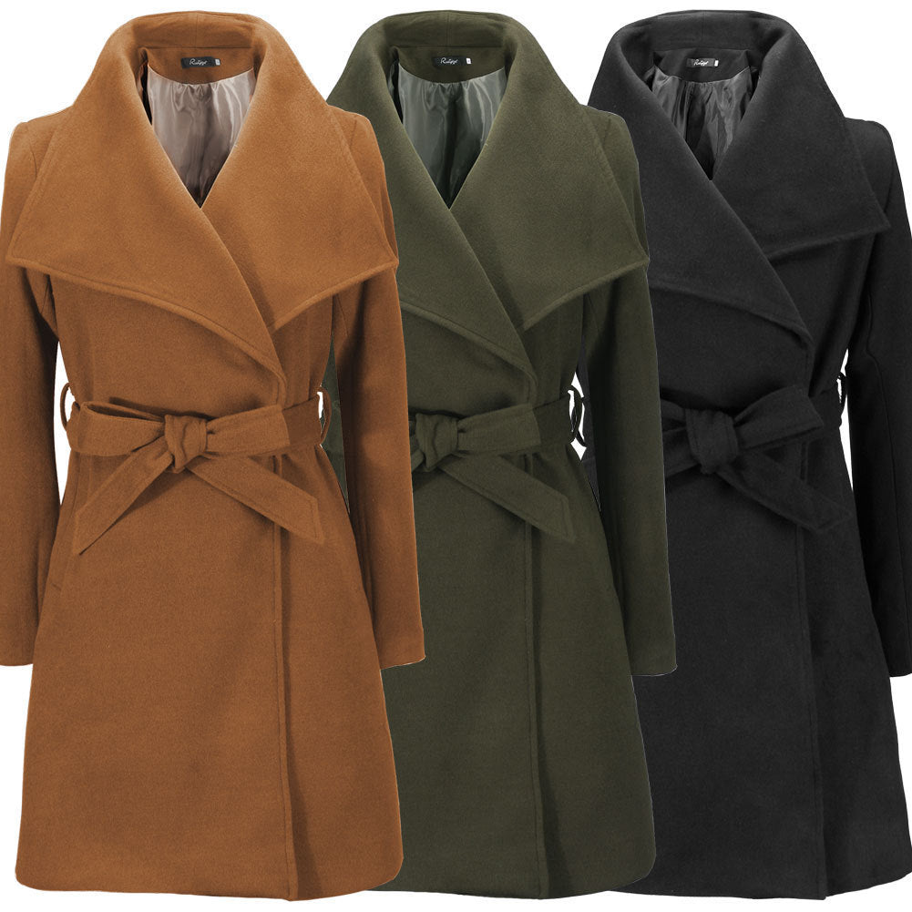 Elegant wrap coat for women with large collar and belt detail Lune London