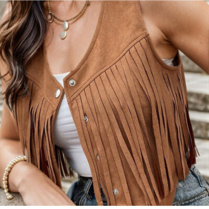 Lune London | Suede vest with fringes and button detail