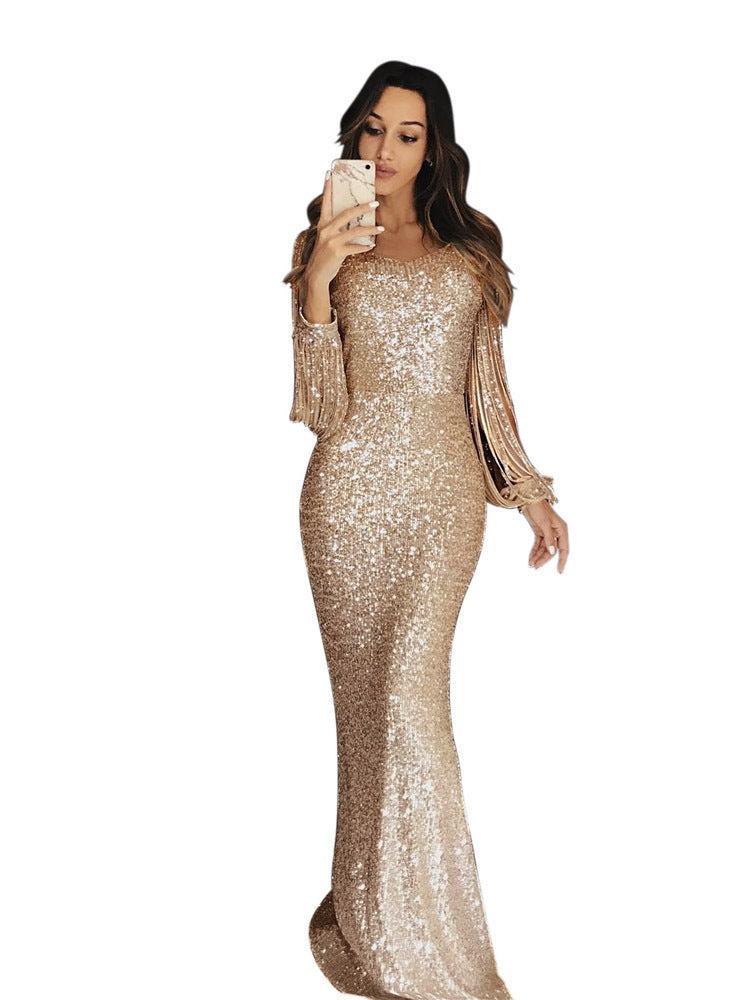 Elegant sequin evening dress for women with a flattering cut and long sleeves Lune London