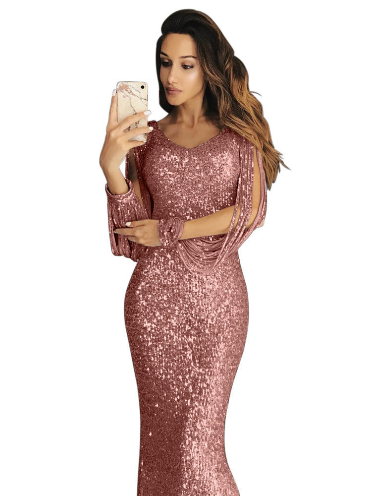 Elegant sequin evening dress for women with a flattering cut and long sleeves Lune London