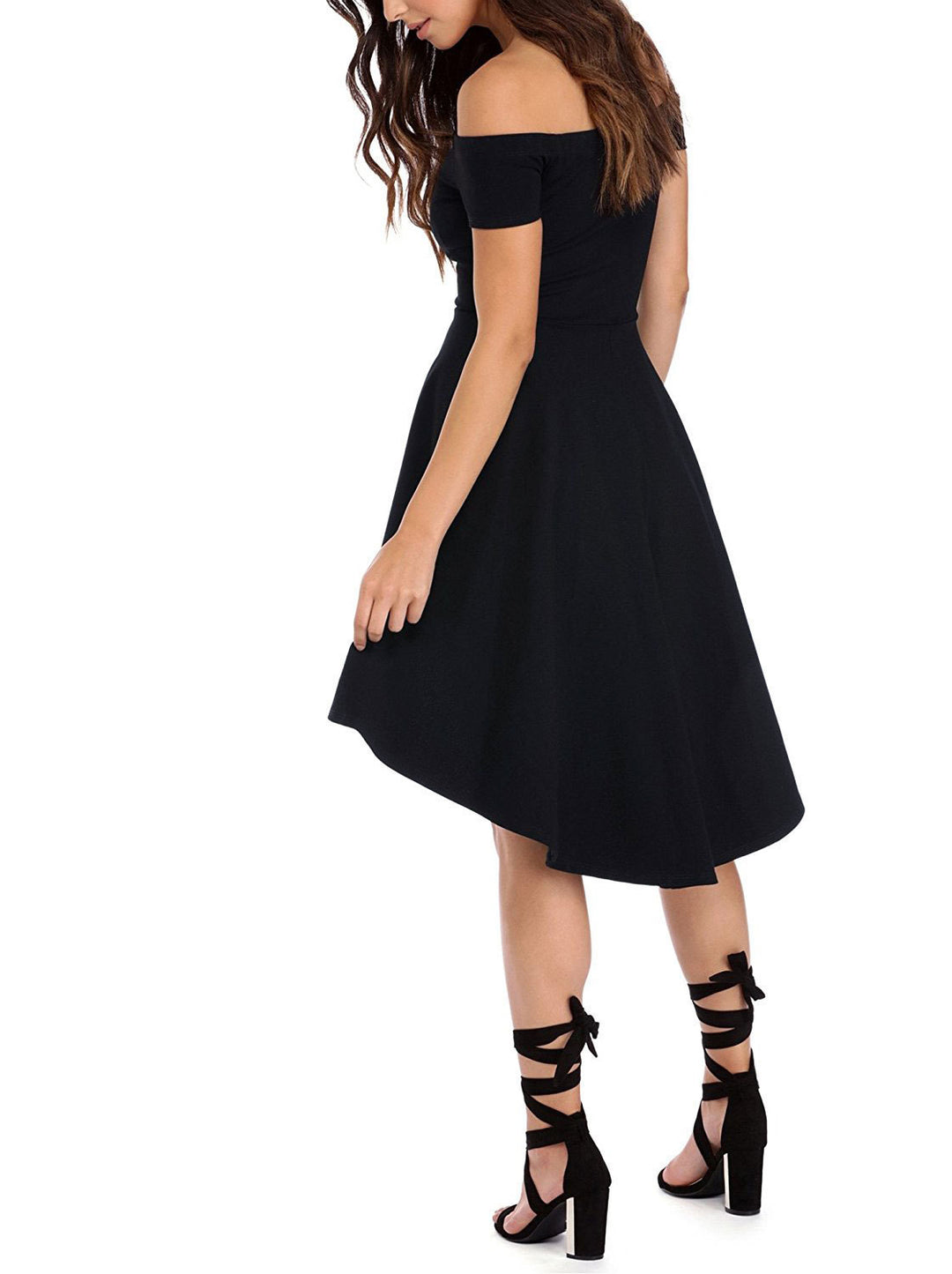 Robe femme à épaules dénudées avec ourlet asymétrique et jupe fluide Chic & Stil