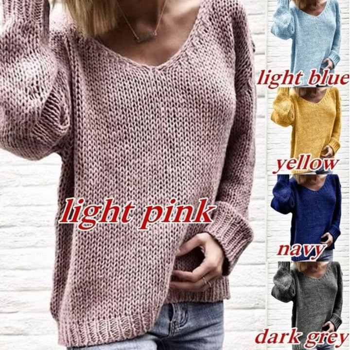 Pull en maille épaisse pour femmes avec décolleté en V profond et coupe décontractée Chic & Stil