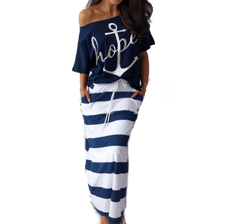 Tenue de plage élégante pour femmes avec top à épaules dénudées et jupe à longueur de hanches Chic & Stil