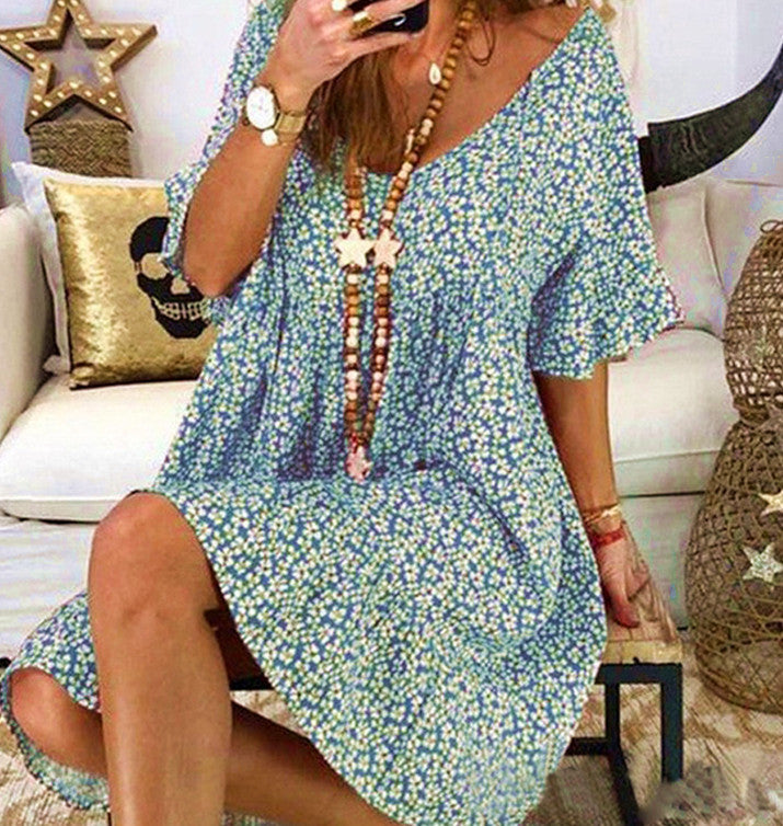 Casual dress for women with voluminous sleeves and a deep V-neck Lune London