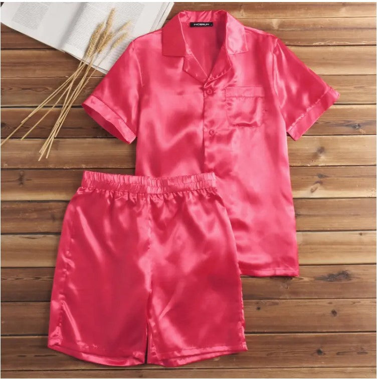 Women's satin pajama set with shorts and elegant collar Lune London