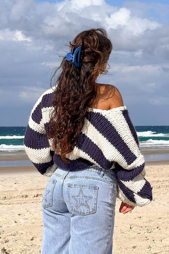 Chic und Stil | Cozy off-the-shoulder striped knit sweater for autumn layers