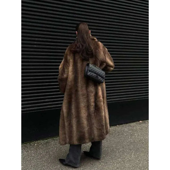Women’s Luxury Faux Fur Coat with Elegant Fit & Warm Lining | Lune London
