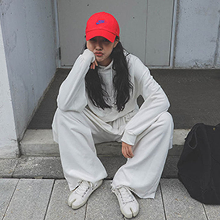 Ensemble de sweat à capuche court décontracté pour femmes avec pantalon large Chic & Stil