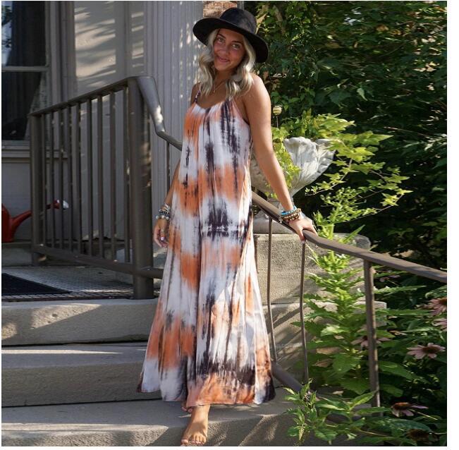 Robe maxi pour femme avec un design tie-dye tendance et un décolleté en V flatteur Chic & Stil